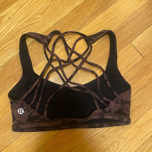 Lululemon Strappy Sports Bra - Picture 2 of 3